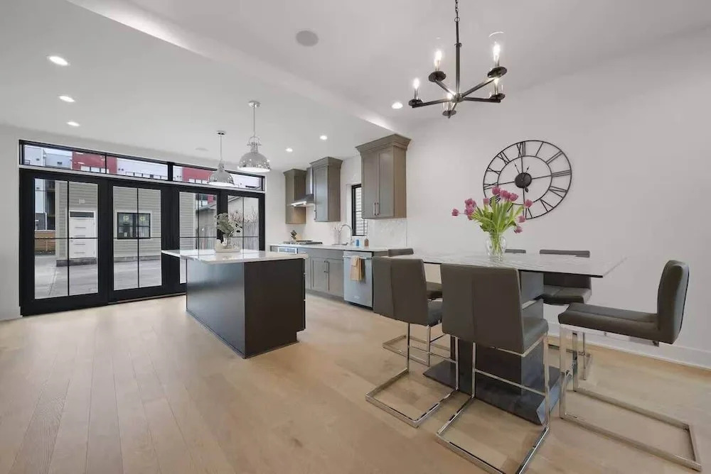 Jungle House Premier Residences – Downtown Columbus & Short North