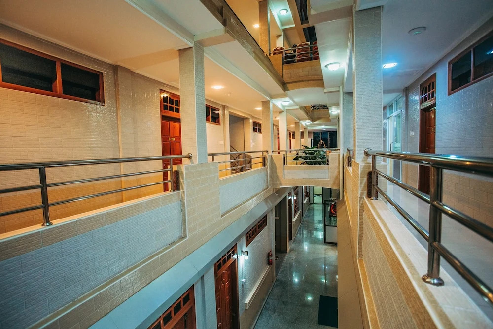 Amber Palace Hotel