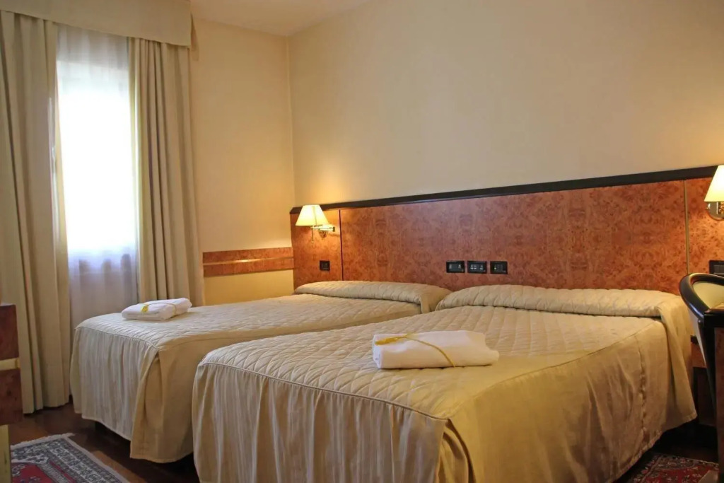 Park Hotel Villa Leon dOro