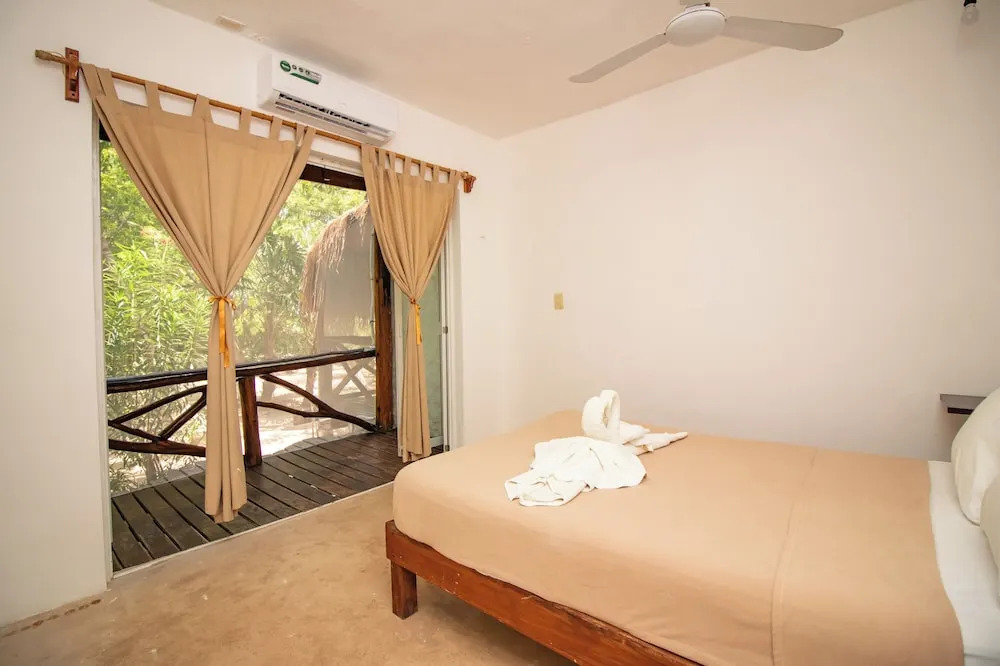 Hotel AkNa Holbox