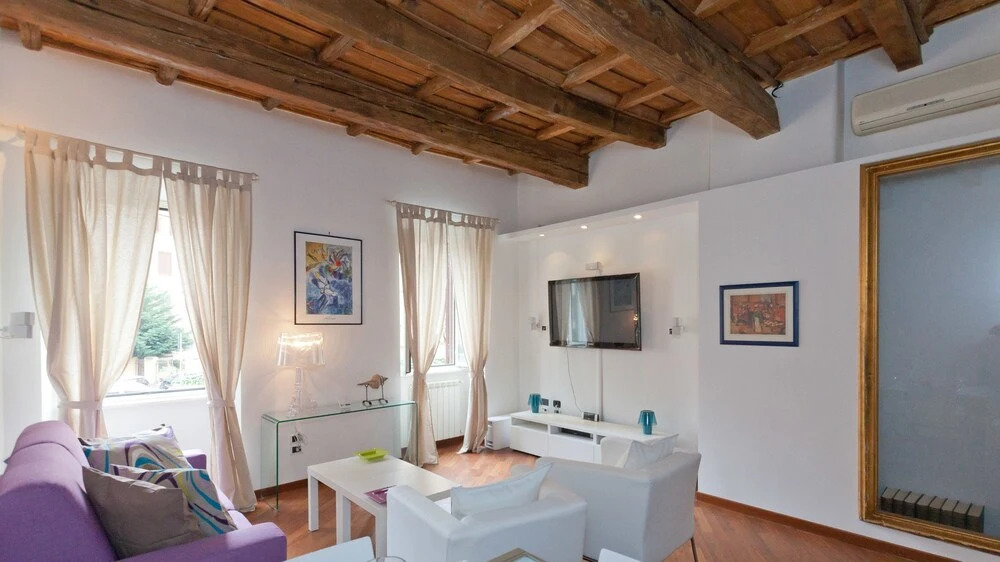 Rental In Rome Paglia Apartment
