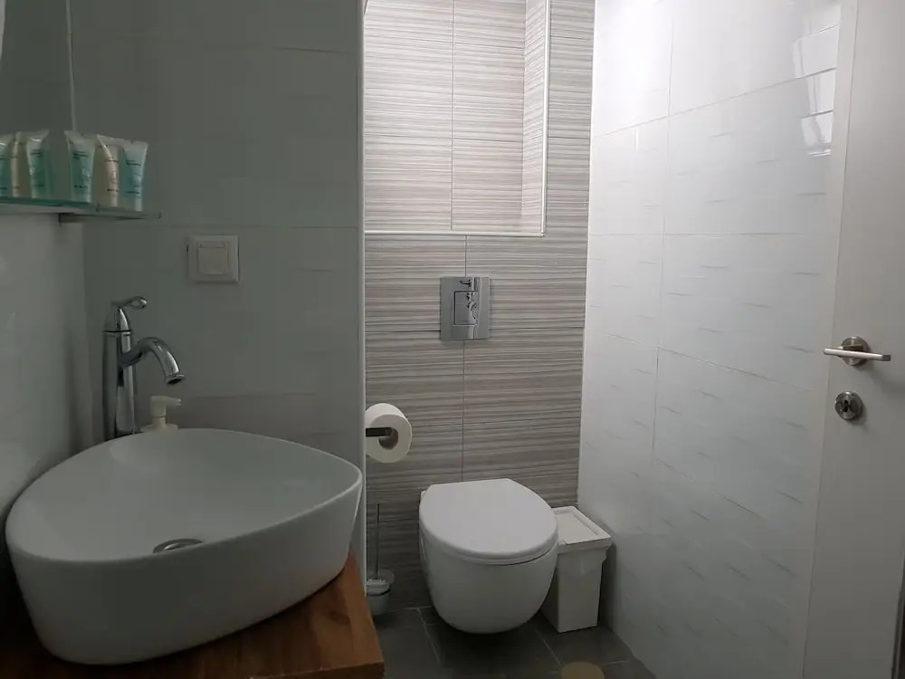 Airport Guest House