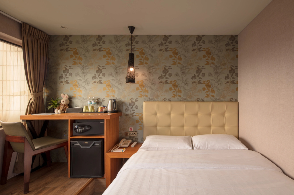 Urtrip Hotel