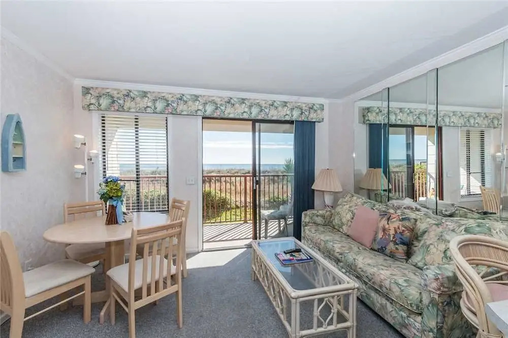 Beach & Tennis Admirals Row 107, 1 Bedroom, Ocean View, 2 Pools, Sleeps 4