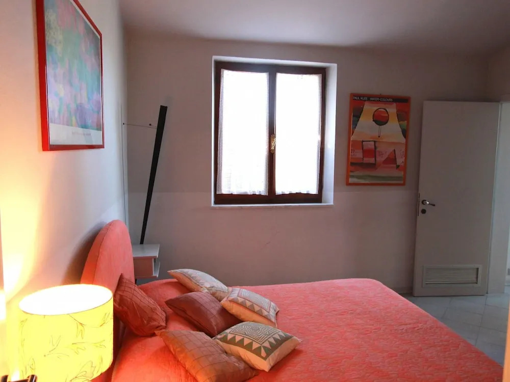 Rustic Villa in Cortona With Swimming Pool