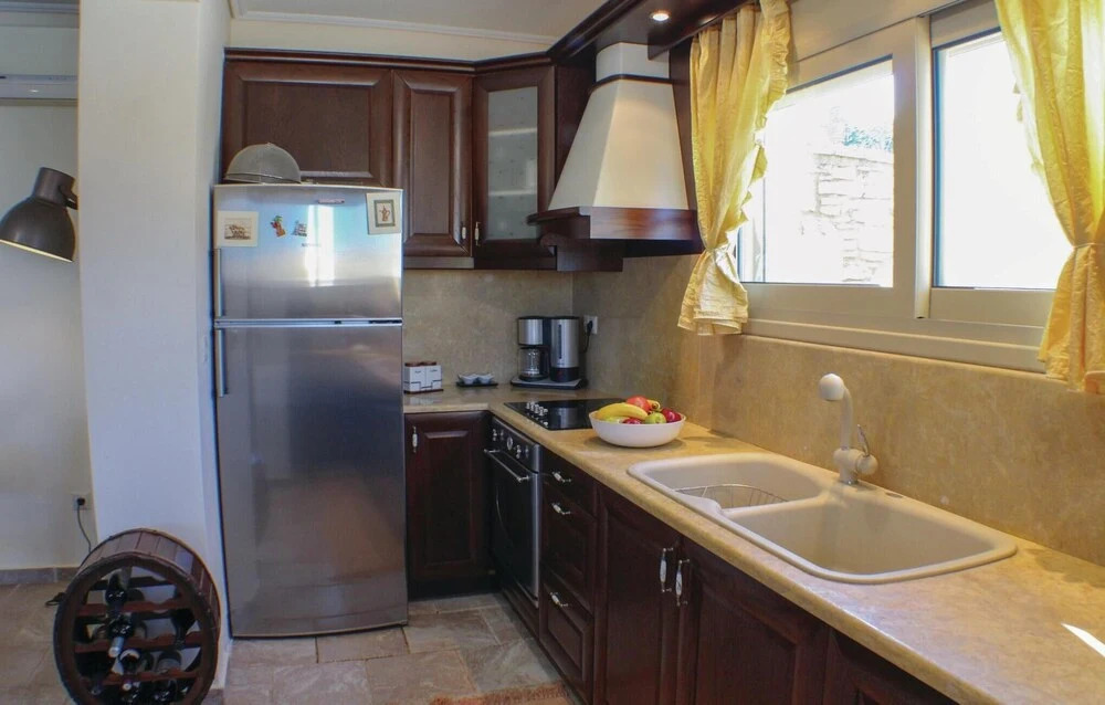 Nice Home in Koroni with Hot Tub, WiFi, Outdoor Swimming Pool
