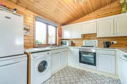 Rosy Lodge