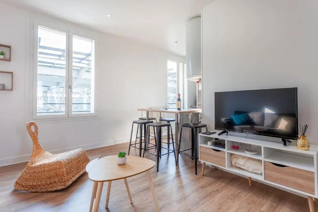 Grand appartement moderne à proximité de la gare