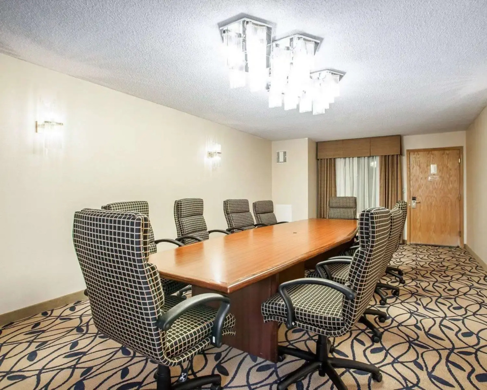 Comfort Inn Bourbonnais near I-57