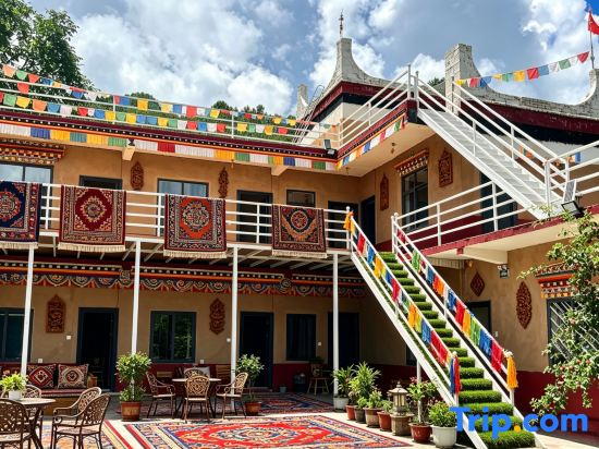 A Mountain Resort Inn