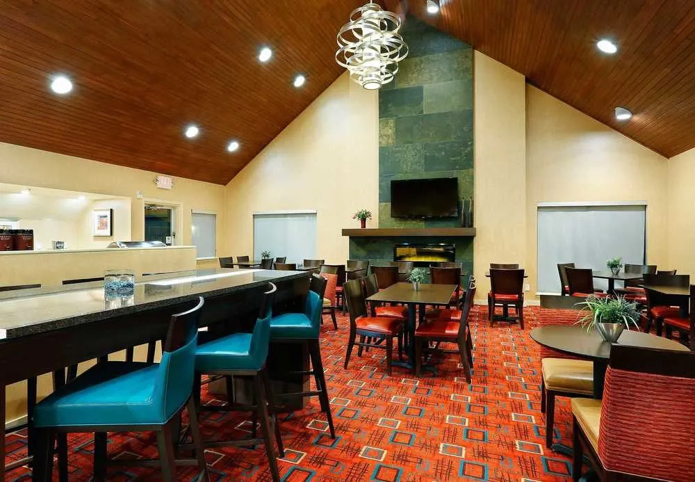 Homewood Suites by Hilton Phoenix-Avondale