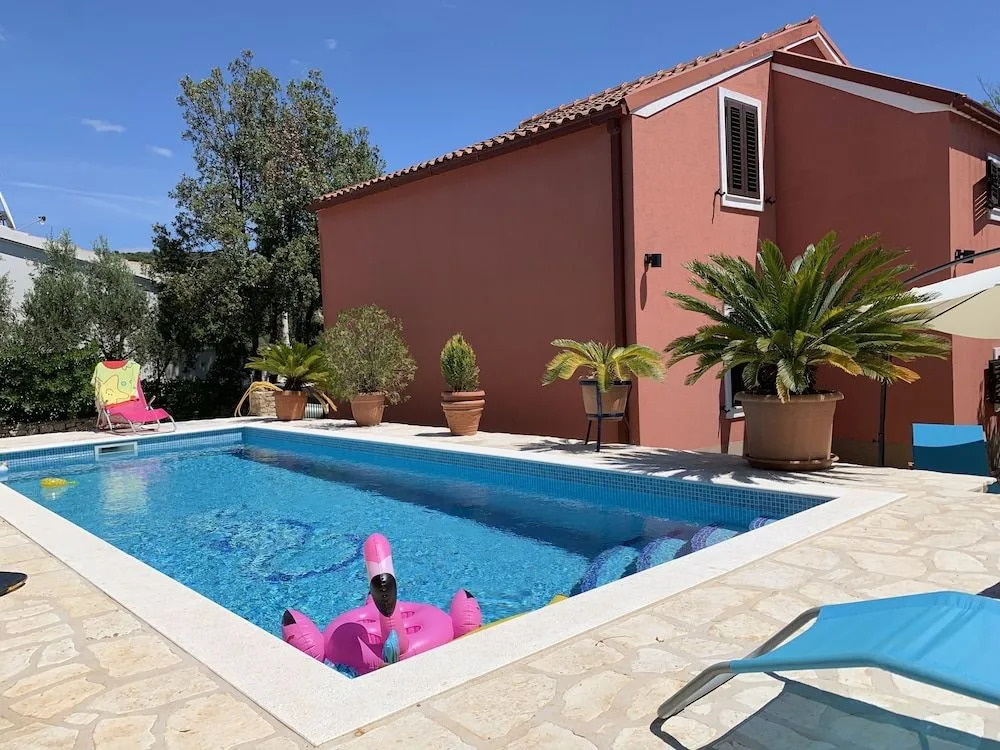Villa Mikula