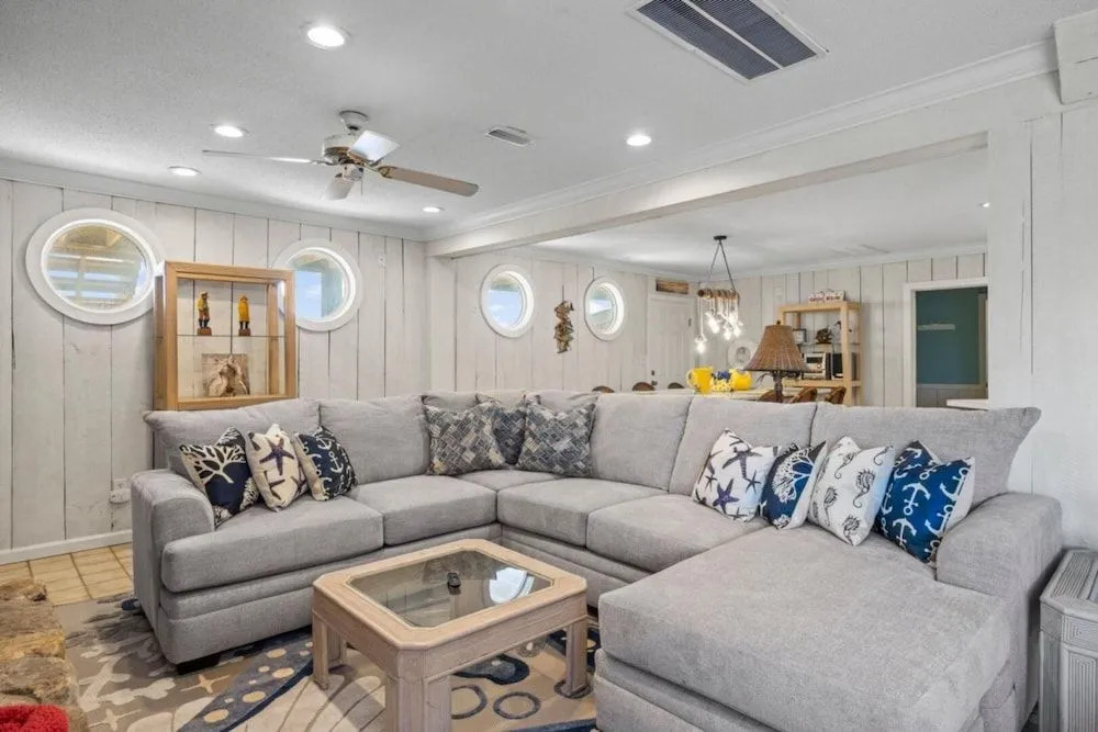 The Beachcomber home