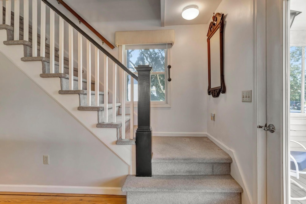 Bayard Avenue 207
