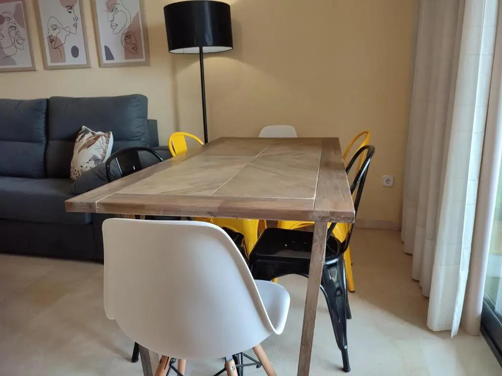 Junto Playa Levante con terraza Chill-Out-2 WCs-A ESTRENAR Gemelos 23