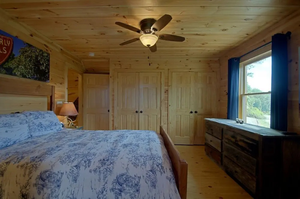 Jaisel's Cabin - 3 Br Cabin