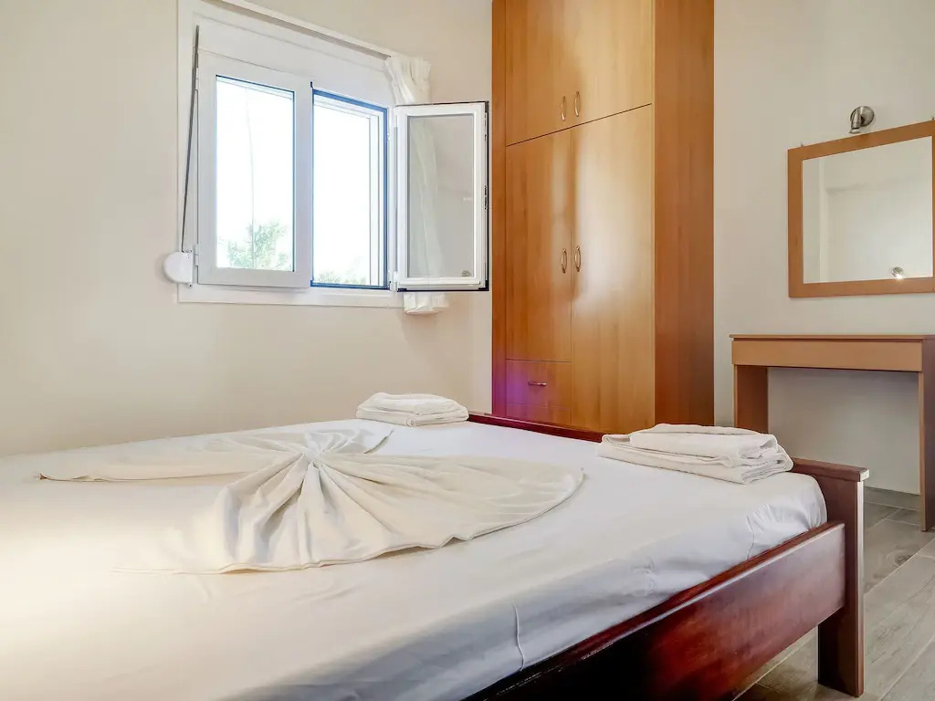 Seaview Studio 5 pers panoramic seaview in beautiful setting