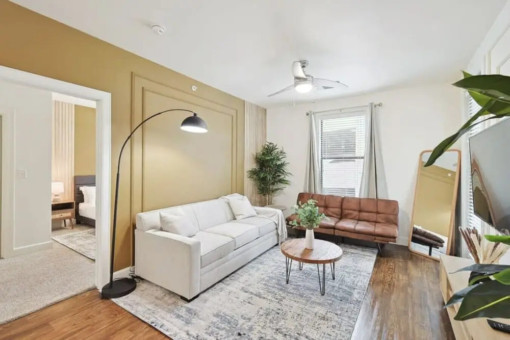 Luxurious 2b2b Near Toyota HQ, The Star, Legacy West