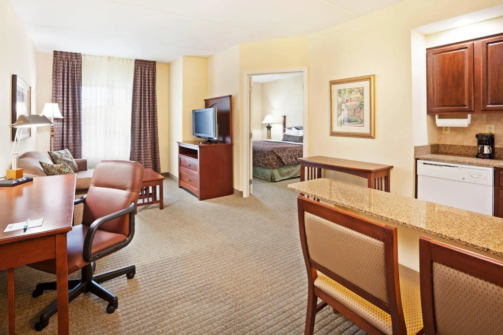 Staybridge Suites-Knoxville Oak Ridge by IHG
