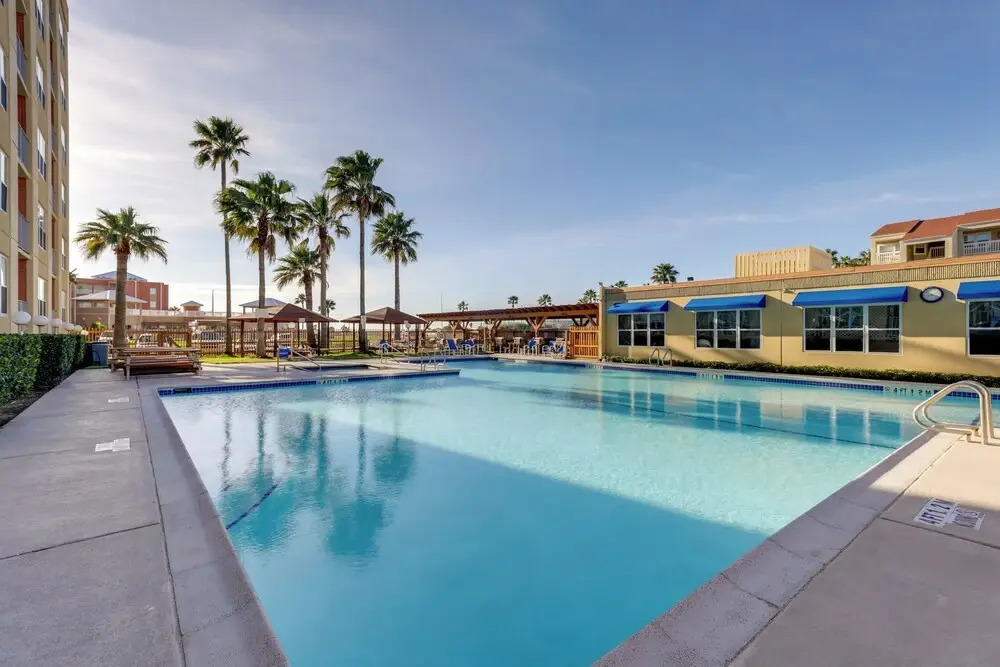South Padre Island Condo - Walk to Beaches!