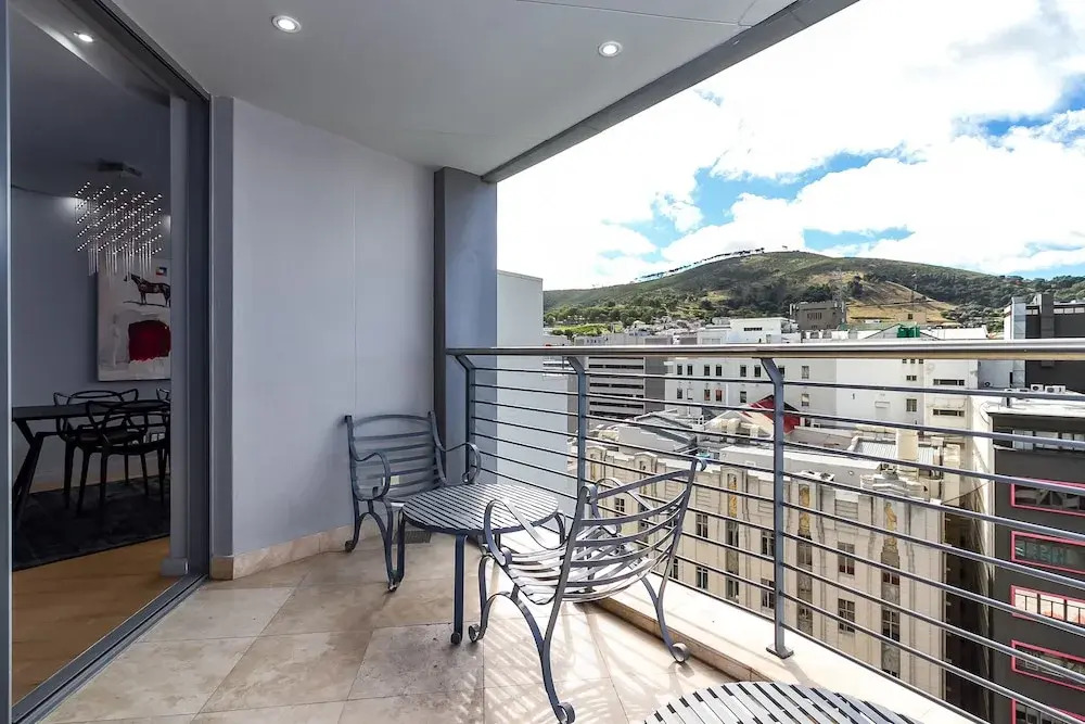 1304 Mandela Rhodes Tower