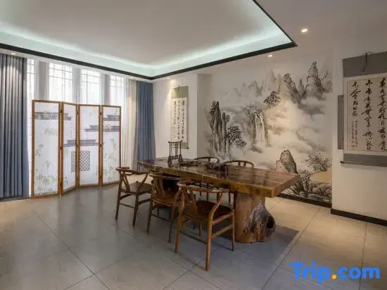 Zelan Courtyard Hotel