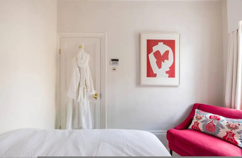 The Impressionist s Fireplace 4 BR Home in Chelsea