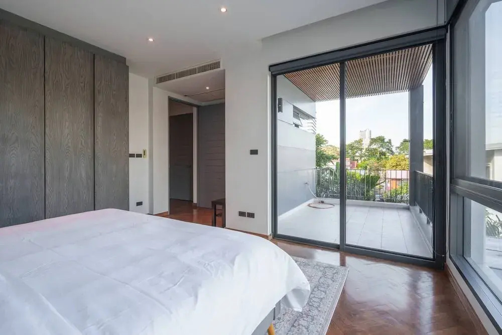 MonochromeDesignerPool Villa
