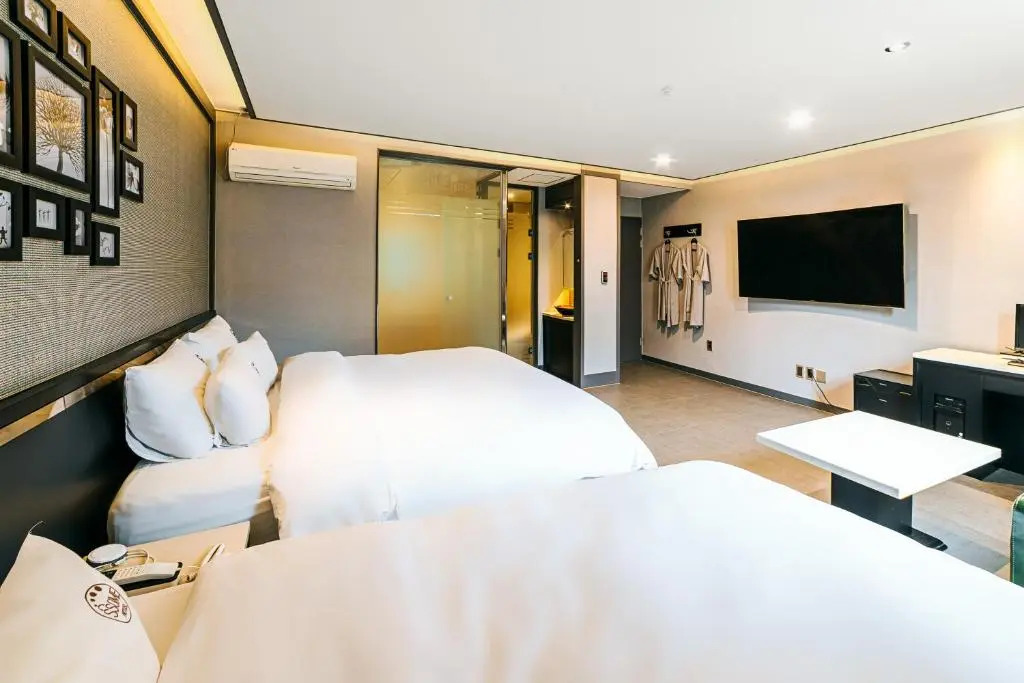 Hotel Ssome