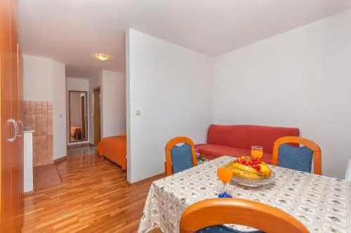 Apartments Ricina