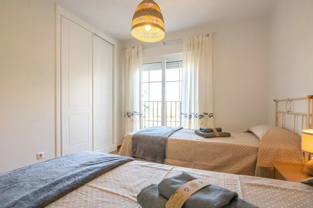 Golf & Riverside Apartment in Isla Canela
