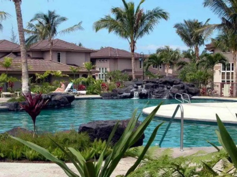 Colony Villa Paradise Among the Palm Trees
