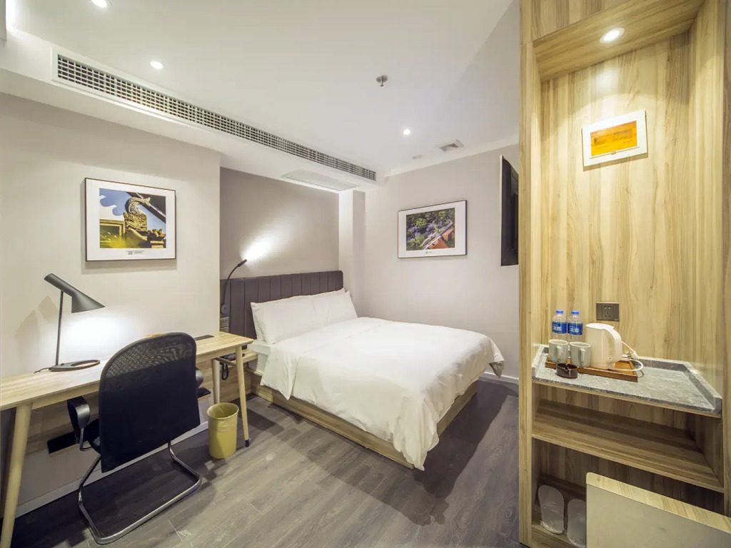 Hanting Express Nanjing Zhongshan East Road President Palace