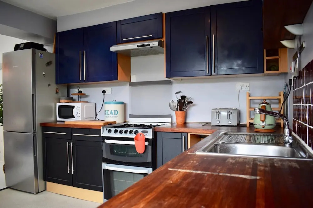 Dublin 2 Bedroom House With Garden