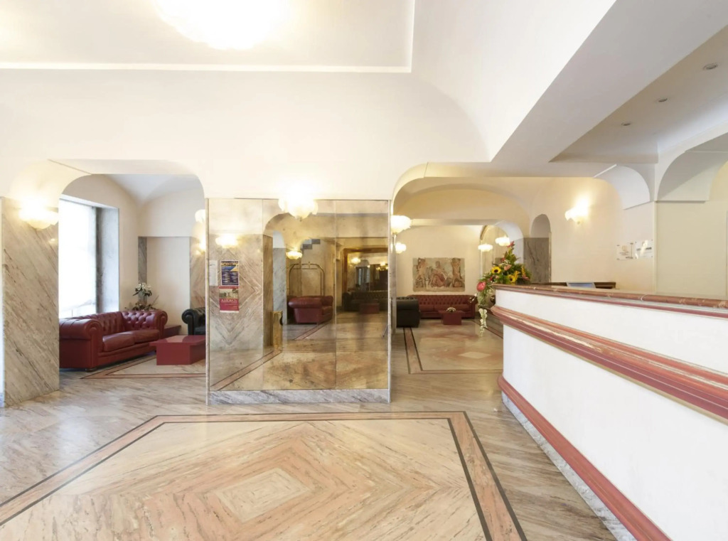 Hotel Esplanade