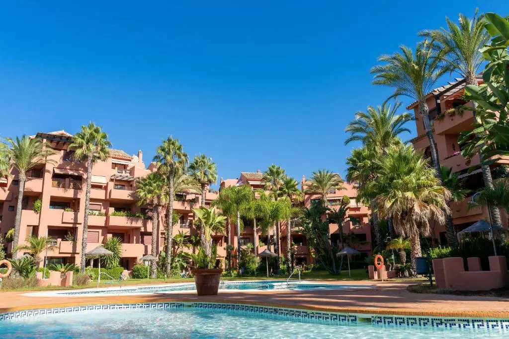 3+1 bed apartment, 100m away from the beach