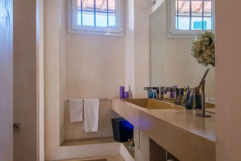 Cosy Suites in Glamorous Santo Spirito PLUS
