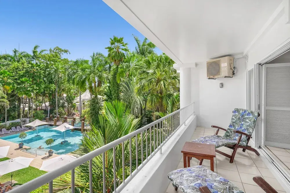 Poolside Apt In Alamanda Beachfront Resort 55
