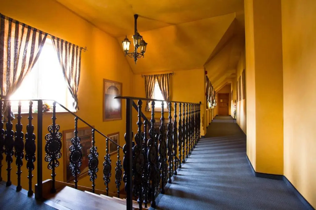 Hotel U Simla