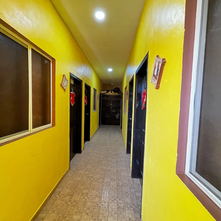 B. Apart Hotel