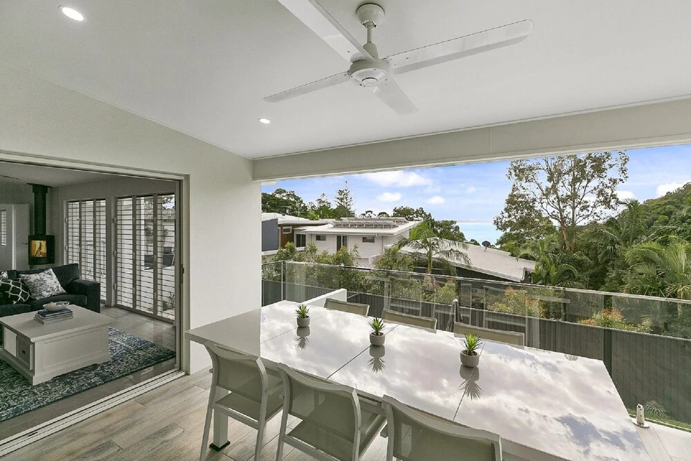 Ocean Views, Luxury Living in Noosa Heads - Unit 2/13 Angler Street