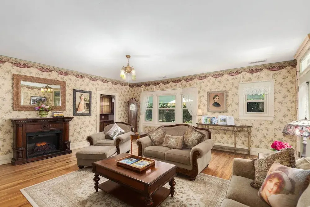 Walk to Dtwn: Historic Prescott Home w/ Yard!