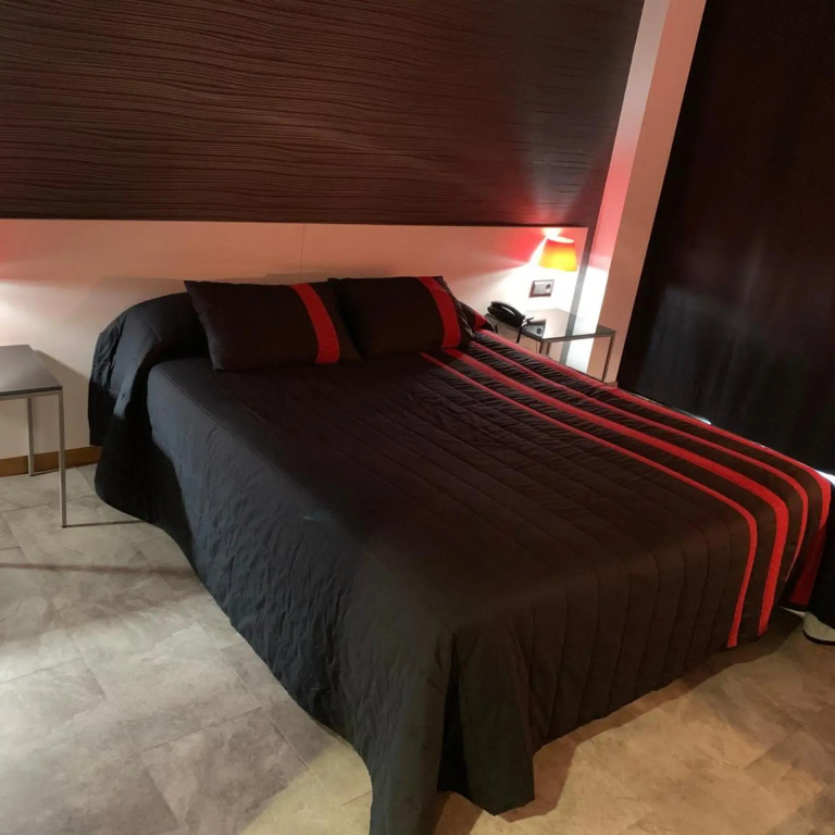 La Suite Hotel