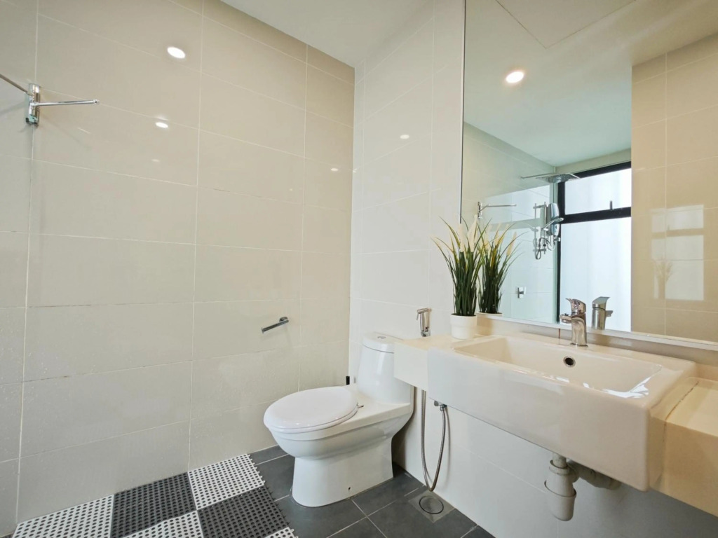 The Seasons*2BR WIFI, near KSL, Mid Valley, CIQ