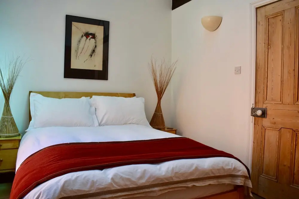 2 Bedroom Loft Style House In Central Islington