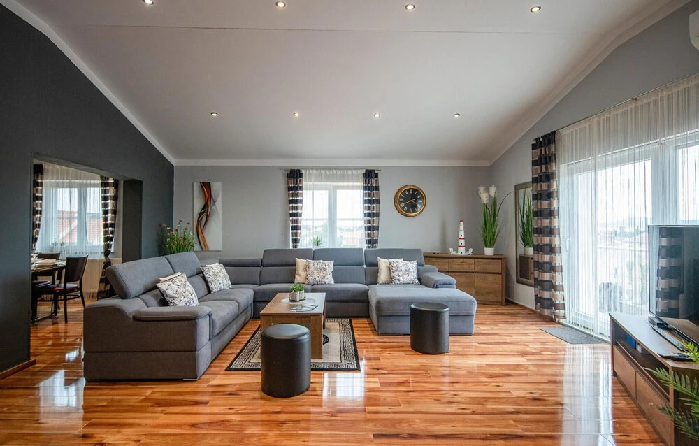 Luxury villa with a swimming pool Turanj, Biograd - 18274