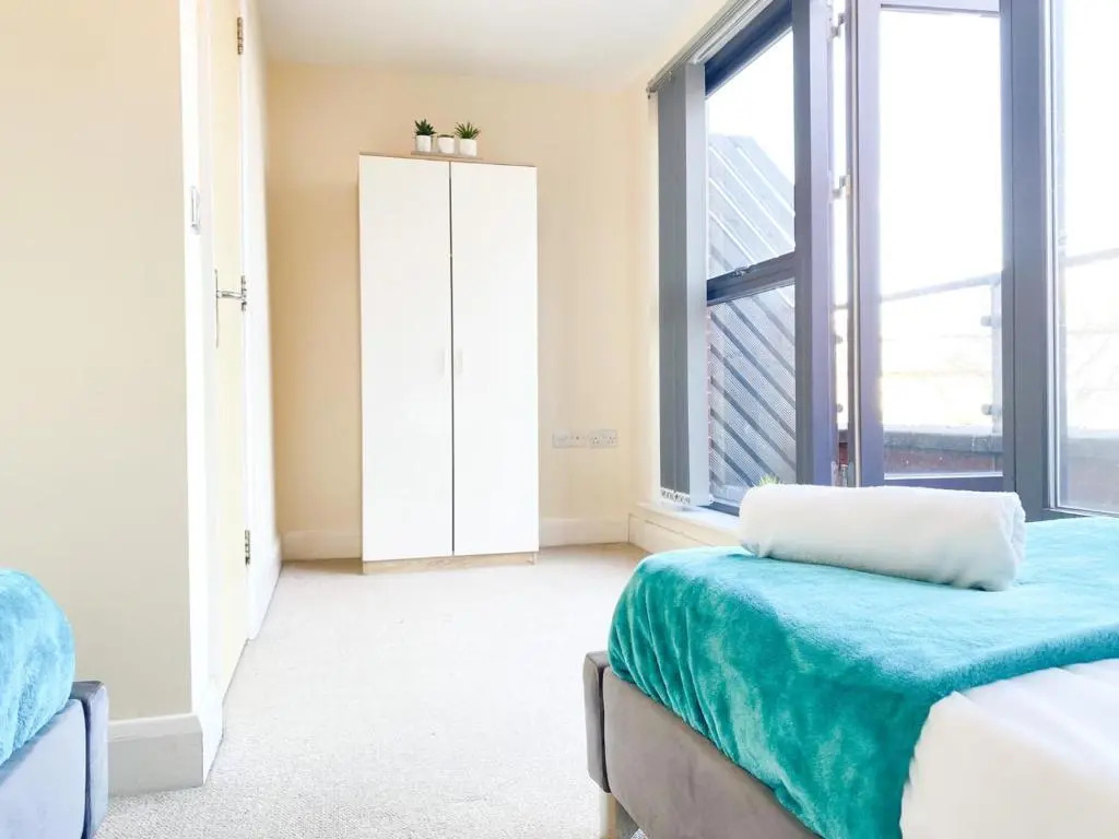 Tudors eSuites House City Centre Netflix