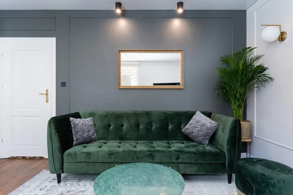 Kosciuszki Square Apartment by Renters