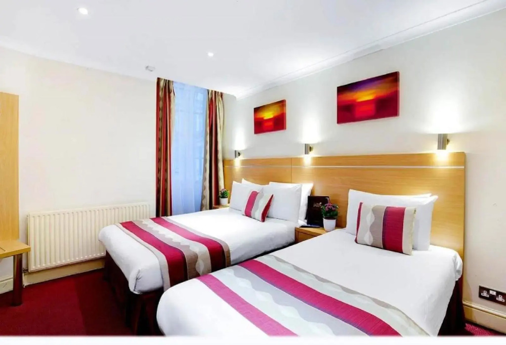 Queens Park Hotel