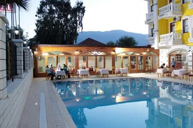 Amelas Hotel